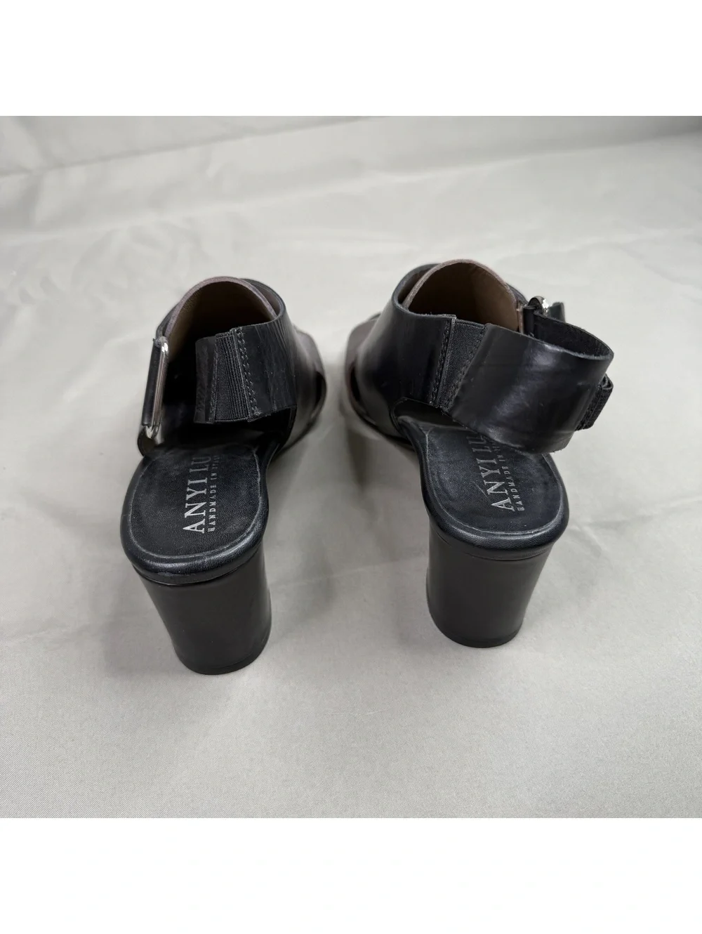 Anyi Lu Womens 35 EU Black Leather Block Heel Sandals Made in Italy